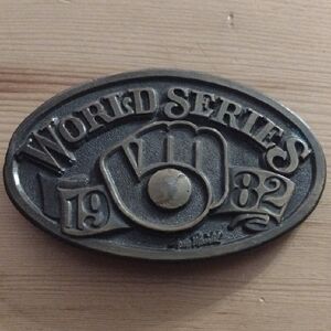Vintage World Series 1982 Buckle